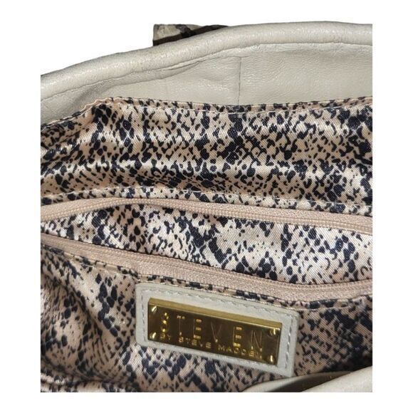 Steven by Steve Madden Hobo Bag Cream Leather Shoulder Bag Turnlock Chain Handle - Picture 6 of 7